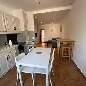 Appartement T2 En Plein Centre De, Cavaillon